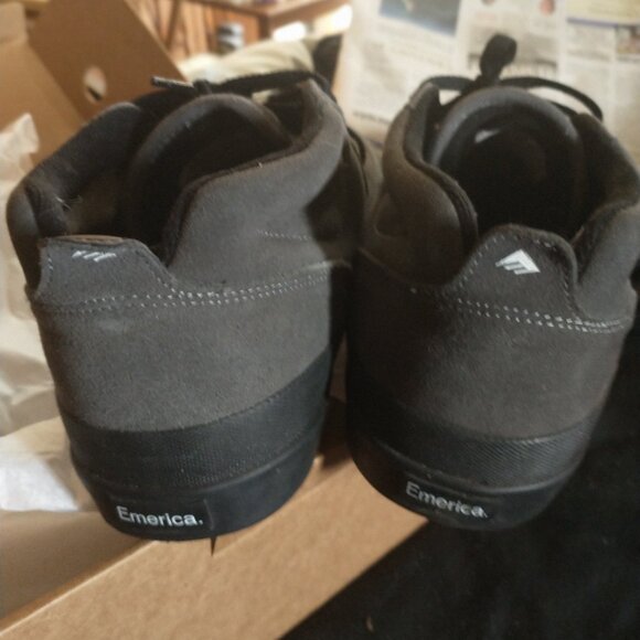 Emerica Pillar skate shoes, grey size 13, new - Picture 5 of 6